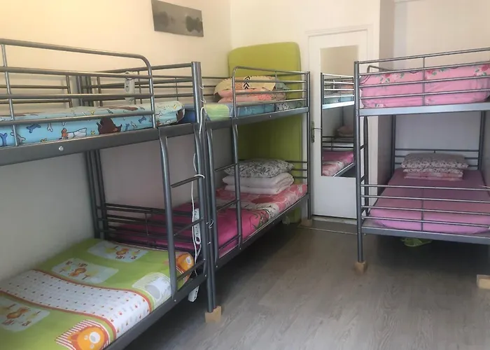 DHL hostel